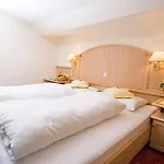 Hotel Alpenhotel Fernau 4*