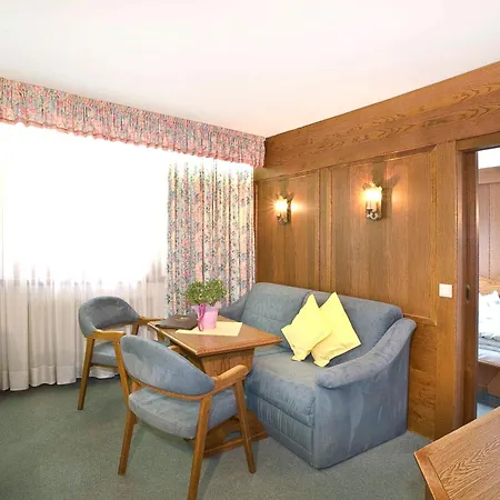 호텔 Alpenhotel Fernau 4*