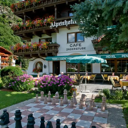 Otel Alpenhotel Fernau 4*