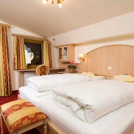 ホテル Alpenhotel Fernau ノイシュティフト・イム・シュトゥーバイタール