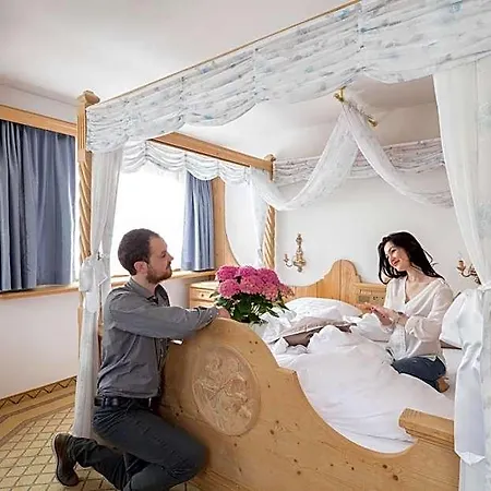 Hotel Alpenhotel Fernau 4*