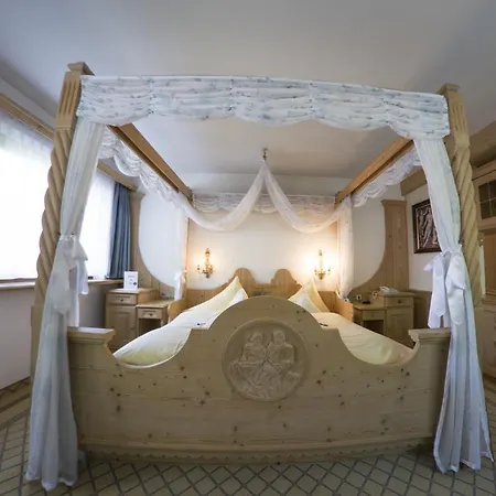 Alpenhotel Fernau 4*