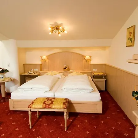 Alpenhotel Fernau Otel 4*
