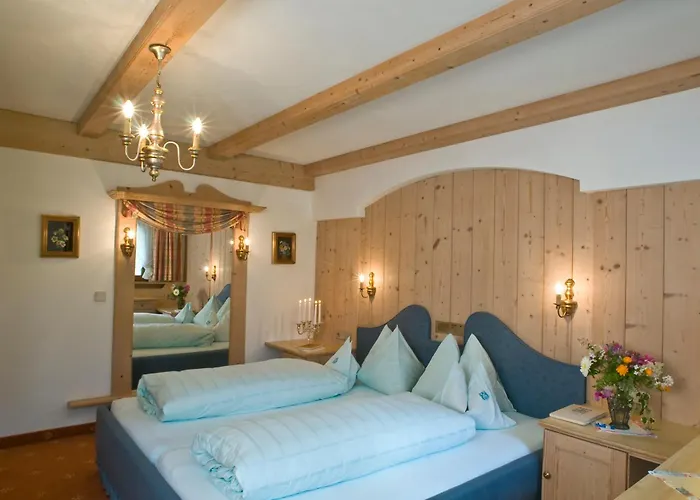 Alpenhotel Fernau ホテル