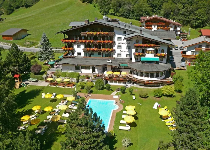 Alpenhotel Fernau ホテル