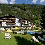 Alpenhotel Fernau Hotel
