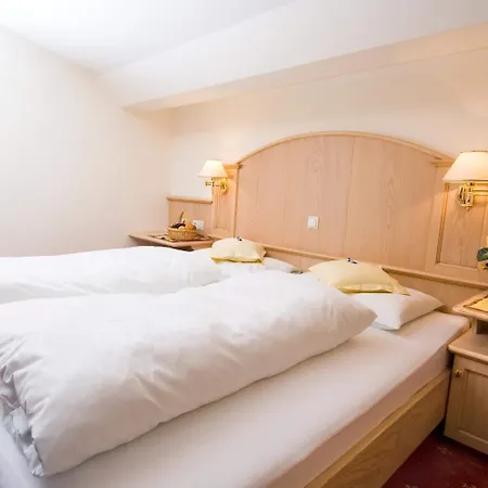 Szálloda Alpenhotel Fernau 4*