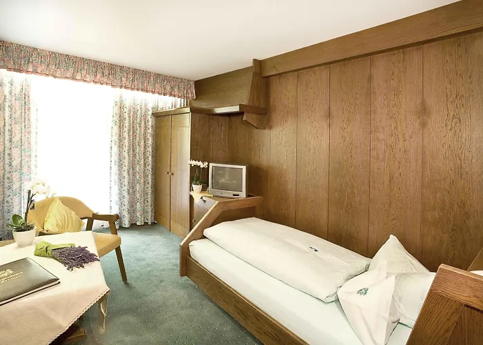 فندق Alpenhotel Fernau