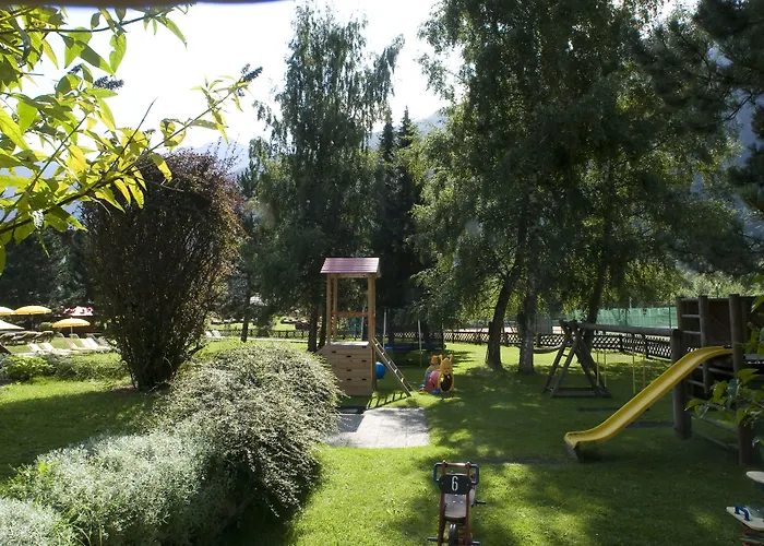 فندق Alpenhotel Fernau 4*