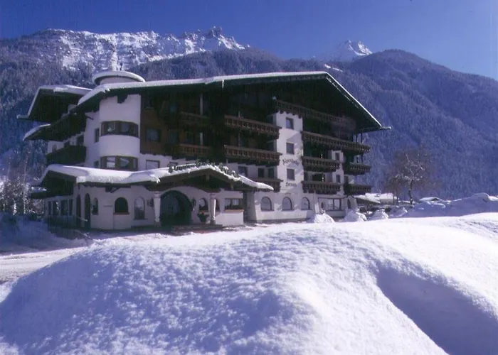 Alpenhotel Fernau فندق