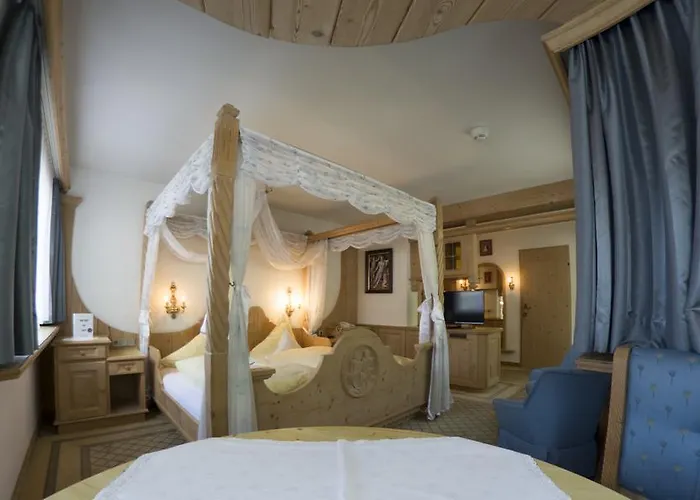 Alpenhotel Fernau فندق